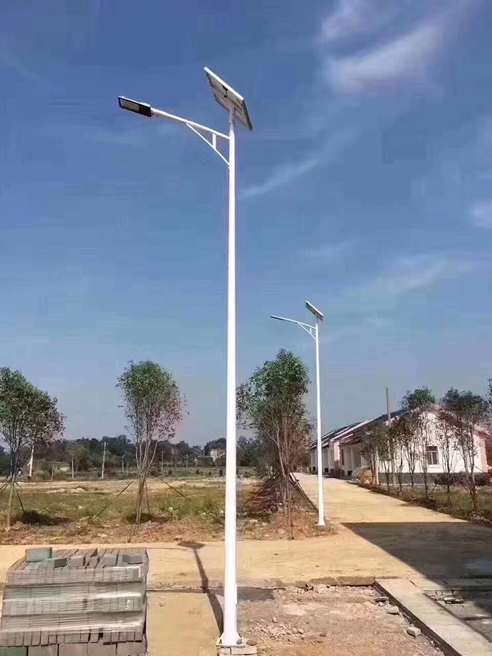 太阳能路灯定制 6米太阳能路灯 乐竞·体育官方网站太阳能灯饰有限公司