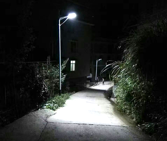 太阳能路灯价格 太阳能LED路灯 乐竞·体育官方网站太阳能