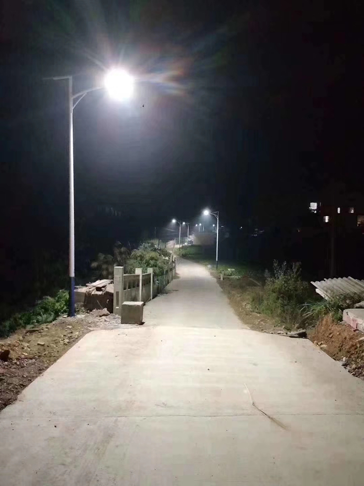 led太阳能路灯_工程太阳能路灯找乐竞·体育官方网站_新农村太阳能路灯厂家