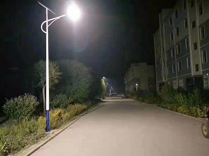 太阳能路灯 乐竞·体育官方网站太阳能路灯生产厂家 中山太阳能路灯路灯厂家