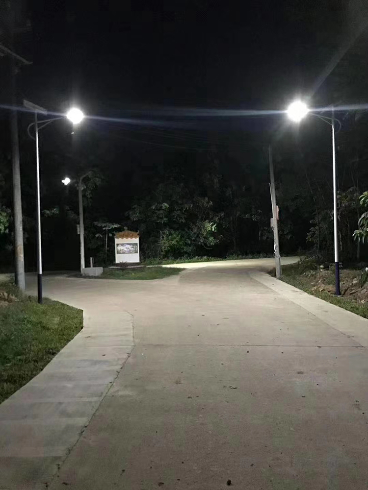 新农村太阳能路灯_太阳能LED路灯_乐竞·体育官方网站太阳能路灯厂家