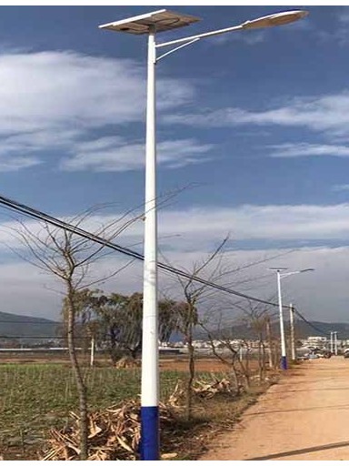 点亮工程之路   ，太阳能路灯为乡村与基建注入绿色光芒