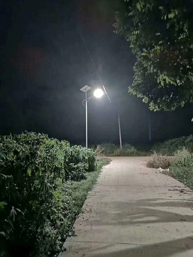 新农村太阳能路灯_太阳能路灯价格_乐竞·体育官方网站太阳能路灯生产厂家